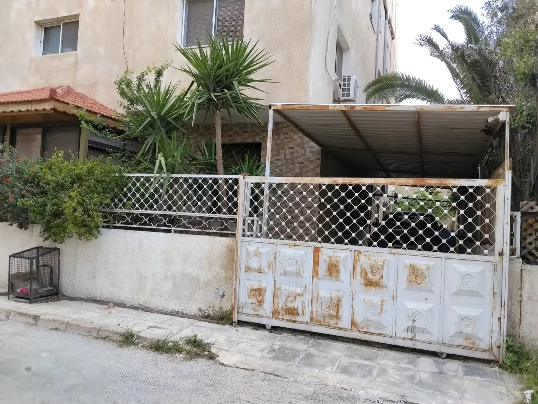 عمارة للبيع في طبربور