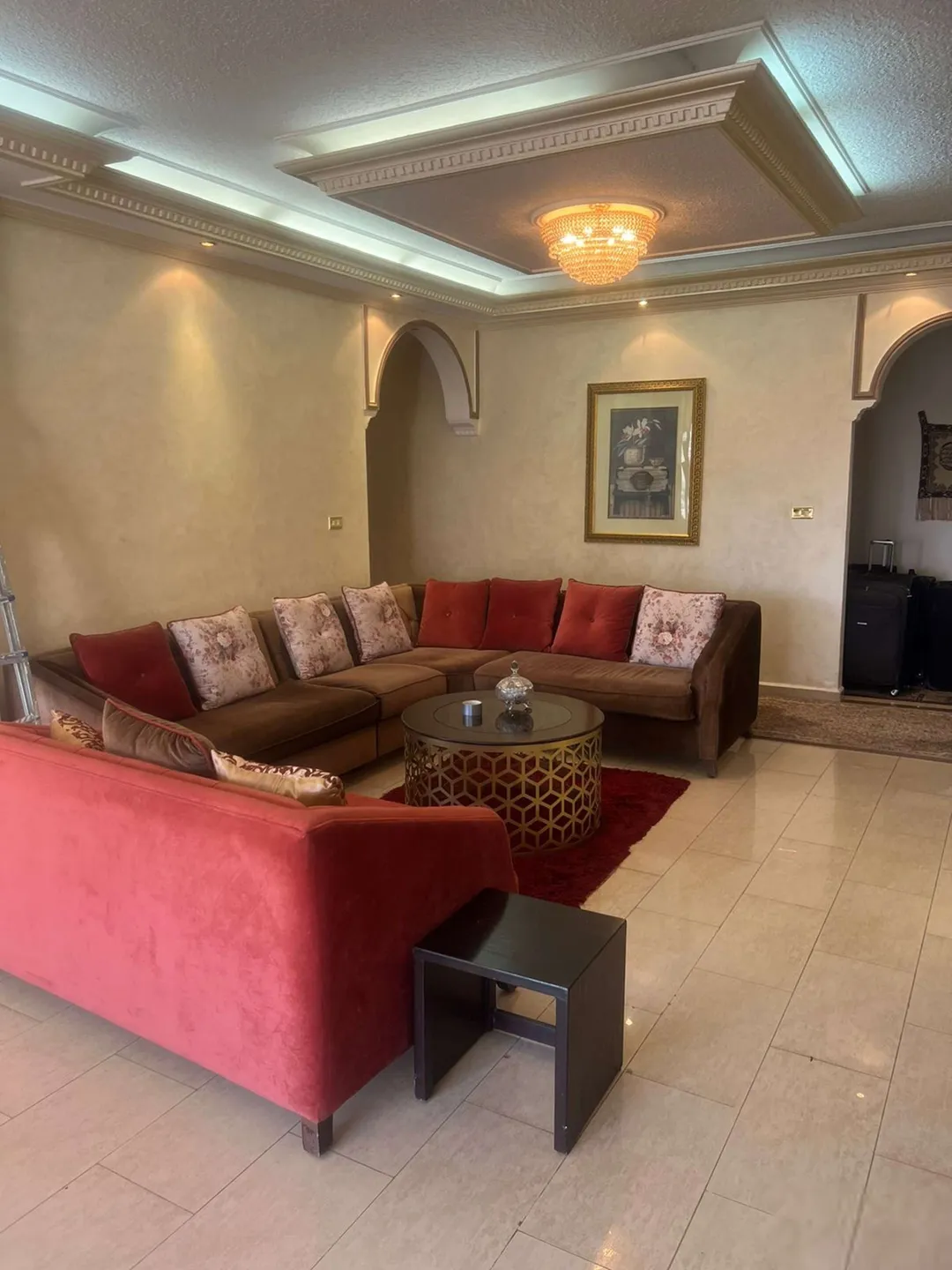 شقة طابقية فاخرة للإيجار في الرابية – عمان الاردن | ID 603919