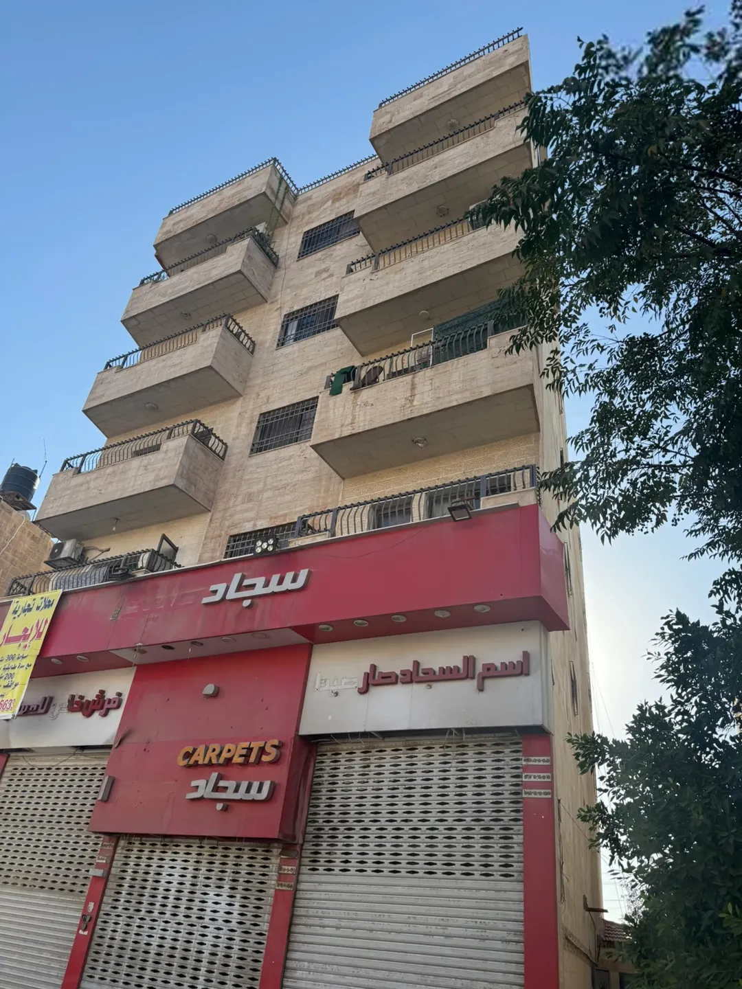 مجمع تجاري للبيع – 1918 م²، 600,000 دينار (إعلان 987907)