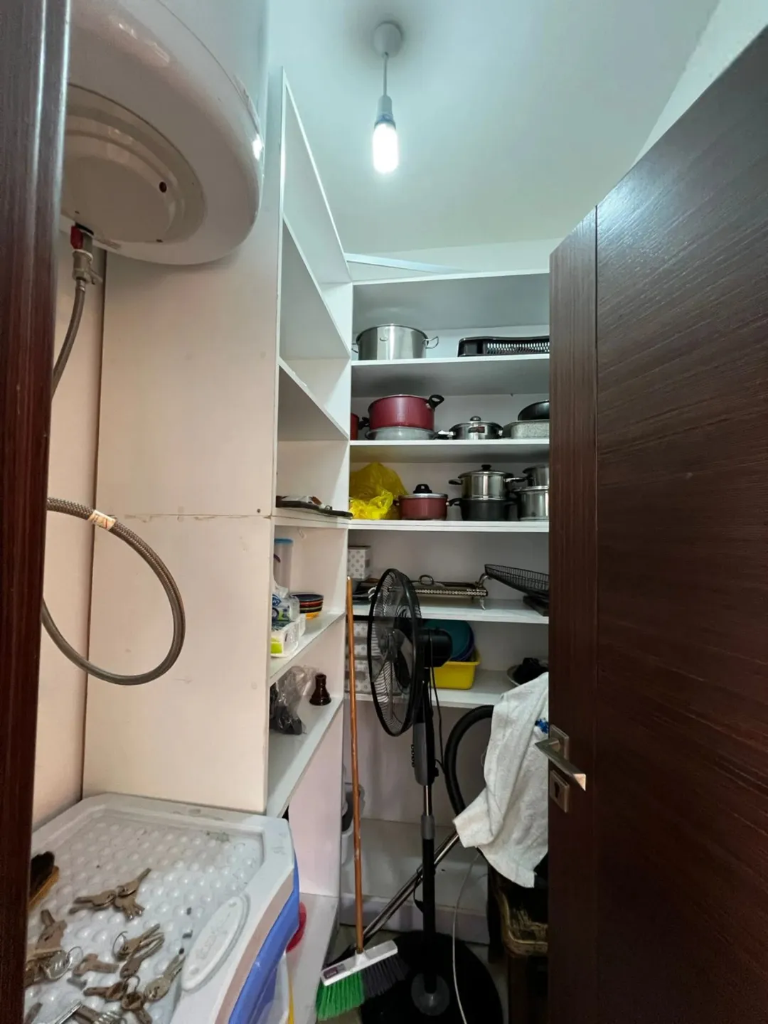 شقة مفروشة مميزة للبيع أو للإيجار في الرابية