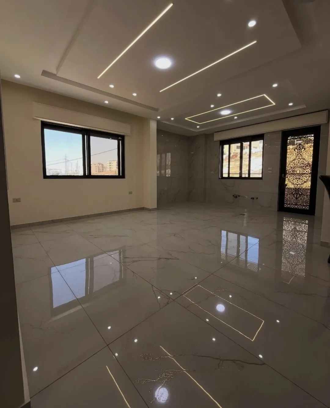فرصة مميزة للسكن في البنيات باقي شقة أرضية واحدة فقط قرب مدرسة الحصاد كاش او اقساااط