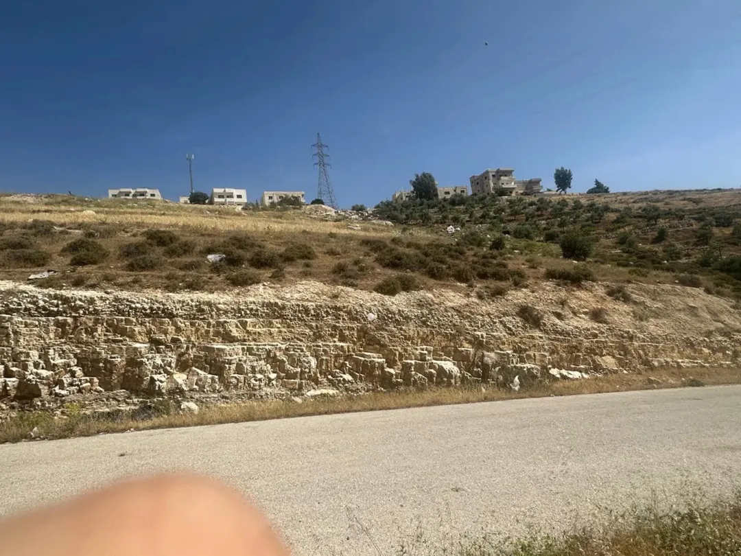 ارض للبيع مرج الحمام حوض القصير اسكان المهندسين بالقرب من ترخيص غرب عمان سكن ج احكام خاصه