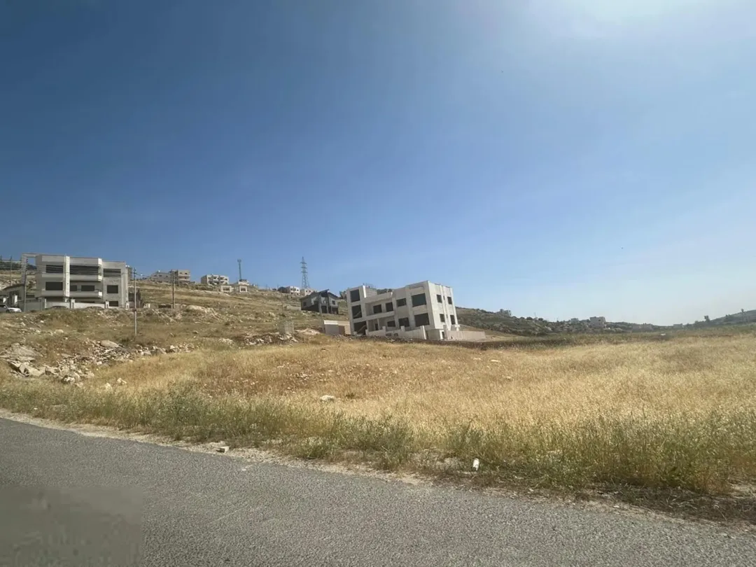 ارض للبيع مرج الحمام حوض القصير اسكان المهندسين بالقرب من ترخيص غرب عمان سكن ج احكام خاصه
