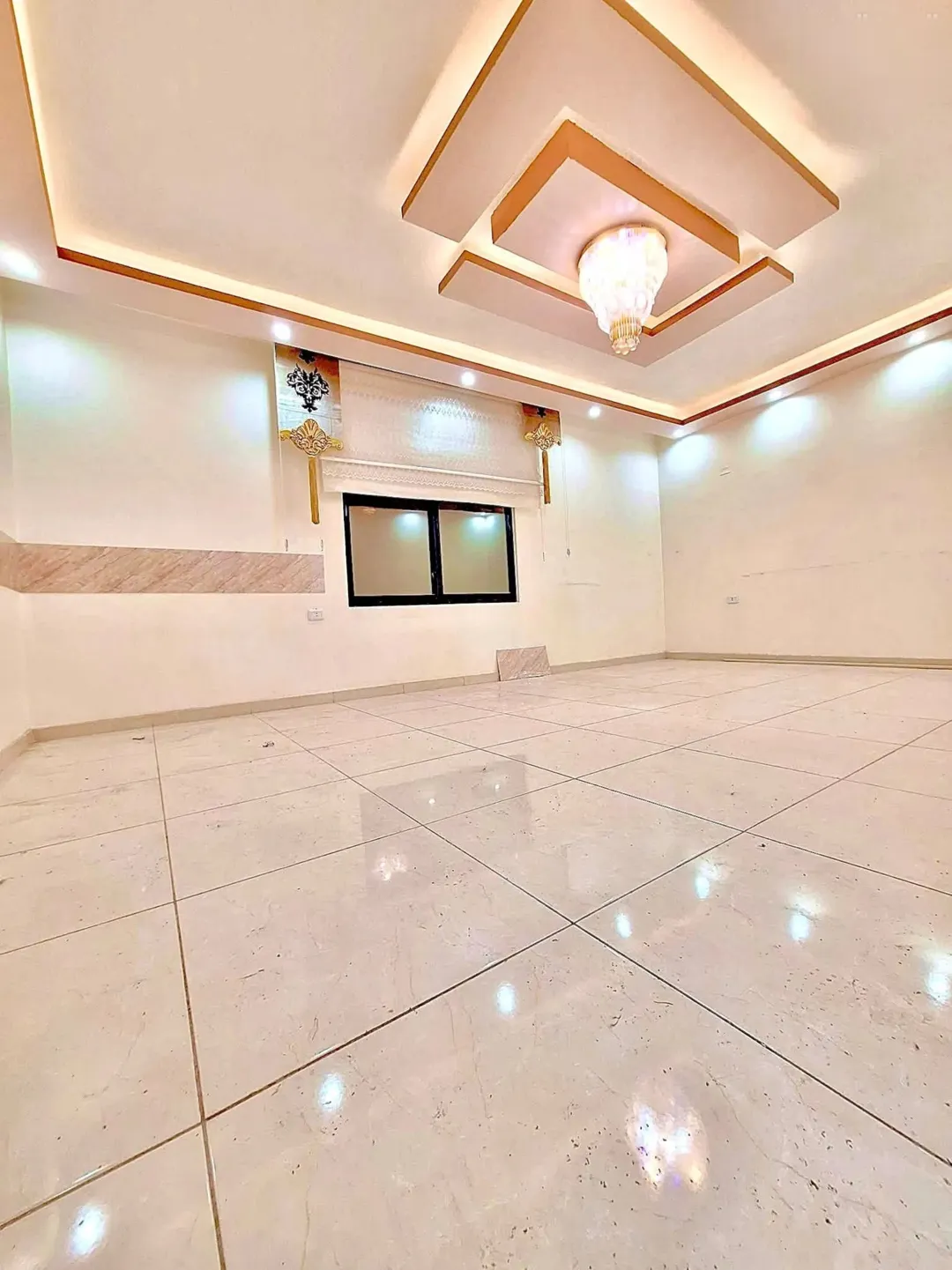 شقق خلف عريفه مول 155m