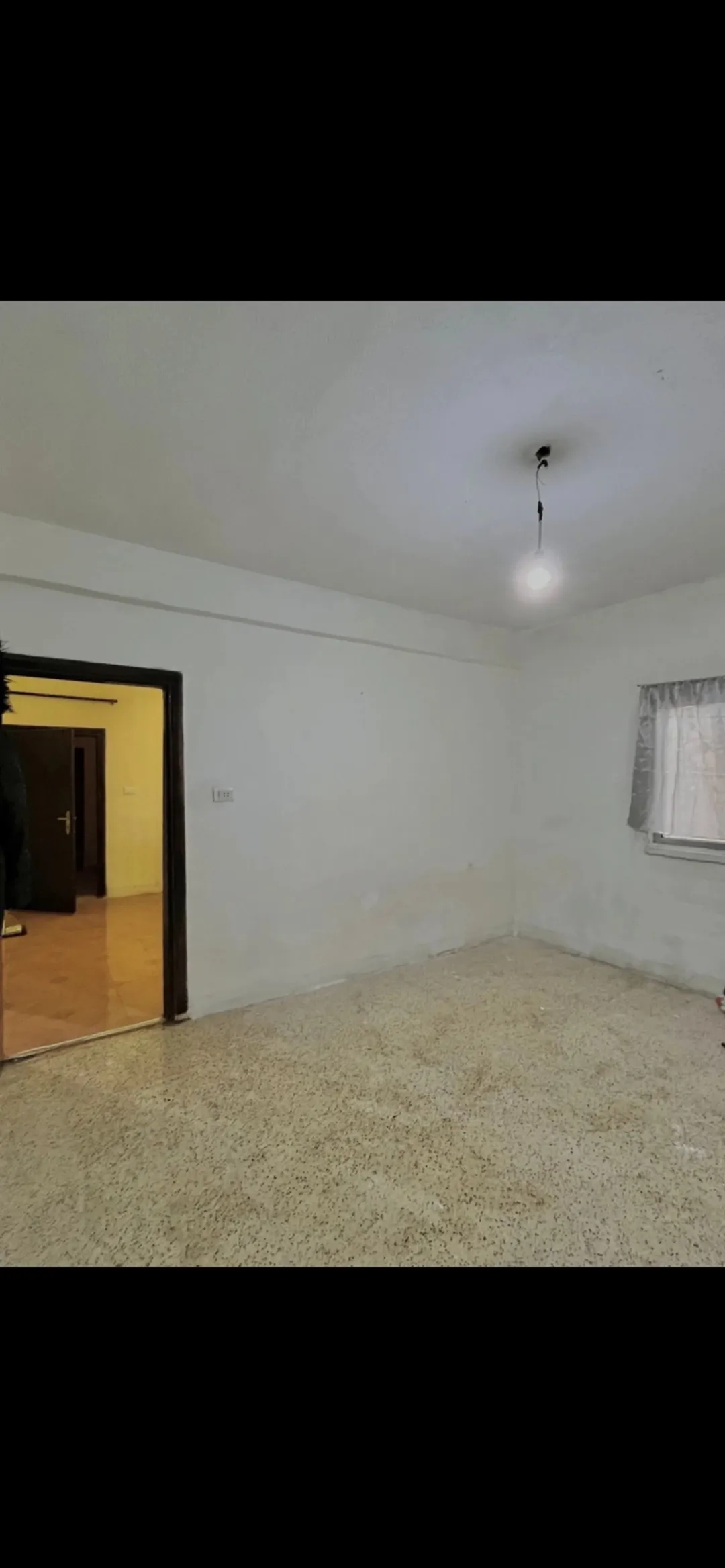 شقة للبيع في إسكان طلال – الرصيفة بجانب مركز زها الثقافي