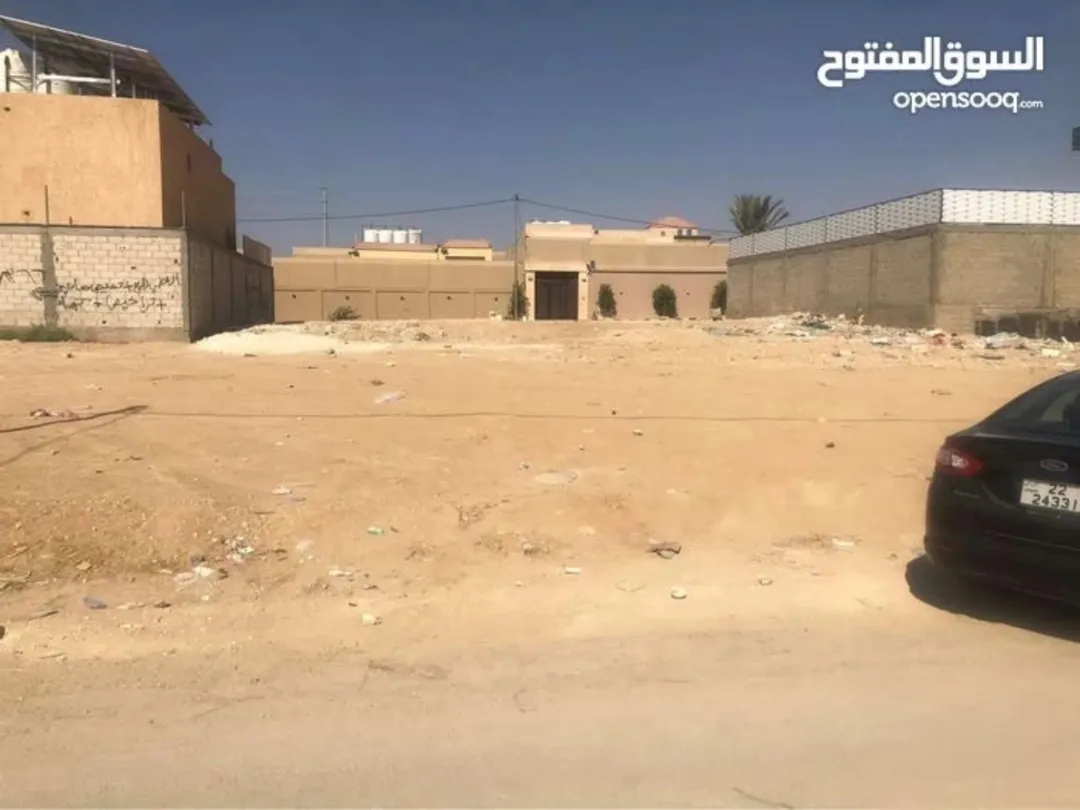 قطعة أرض مميزة في غور منطقة شاليهات فاخرة