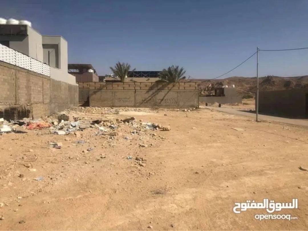 قطعة أرض مميزة في غور منطقة شاليهات فاخرة