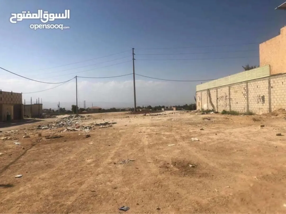 قطعة أرض مميزة في غور منطقة شاليهات فاخرة