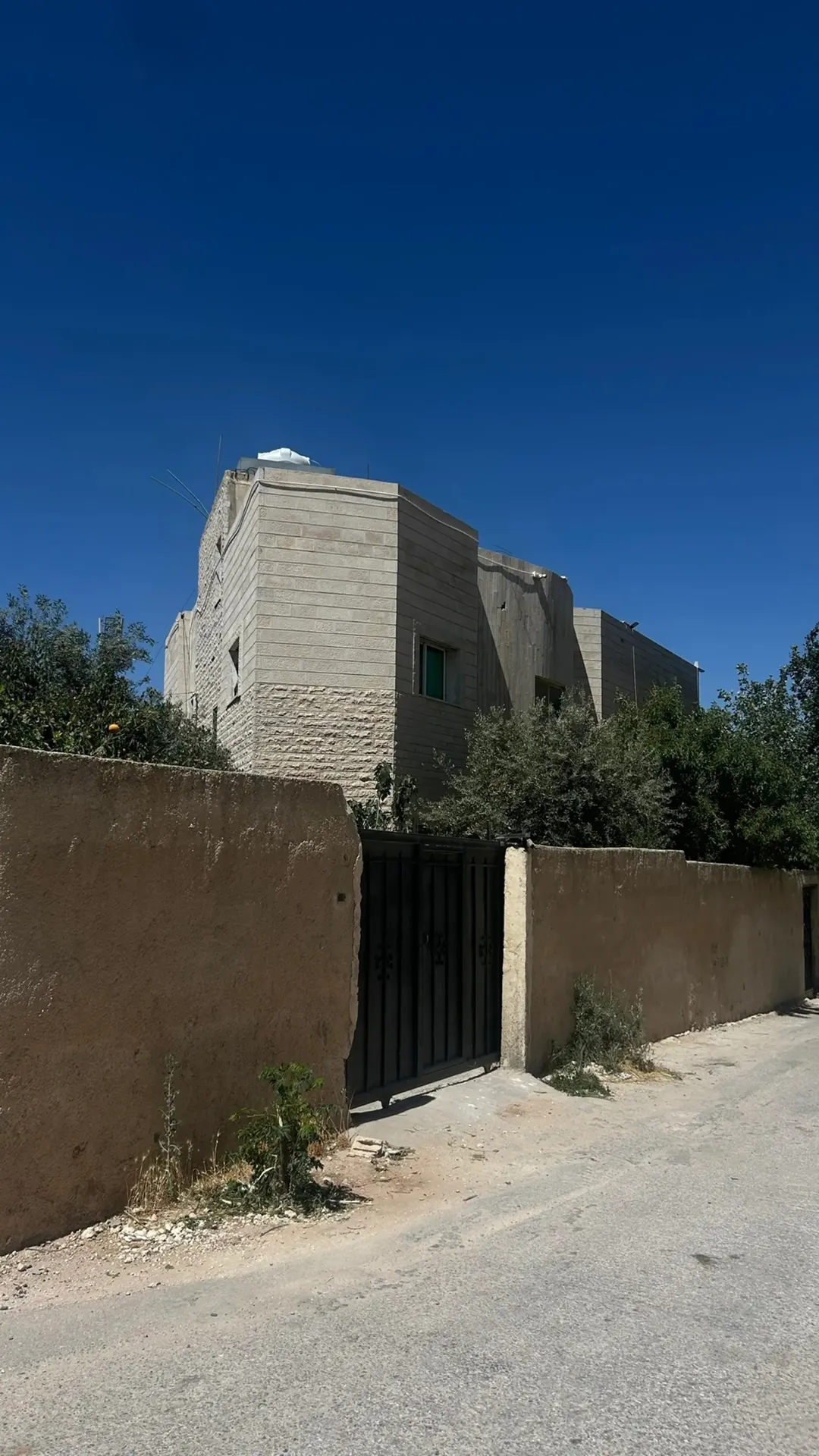 منزل مستقل للبيع في شفا بدران