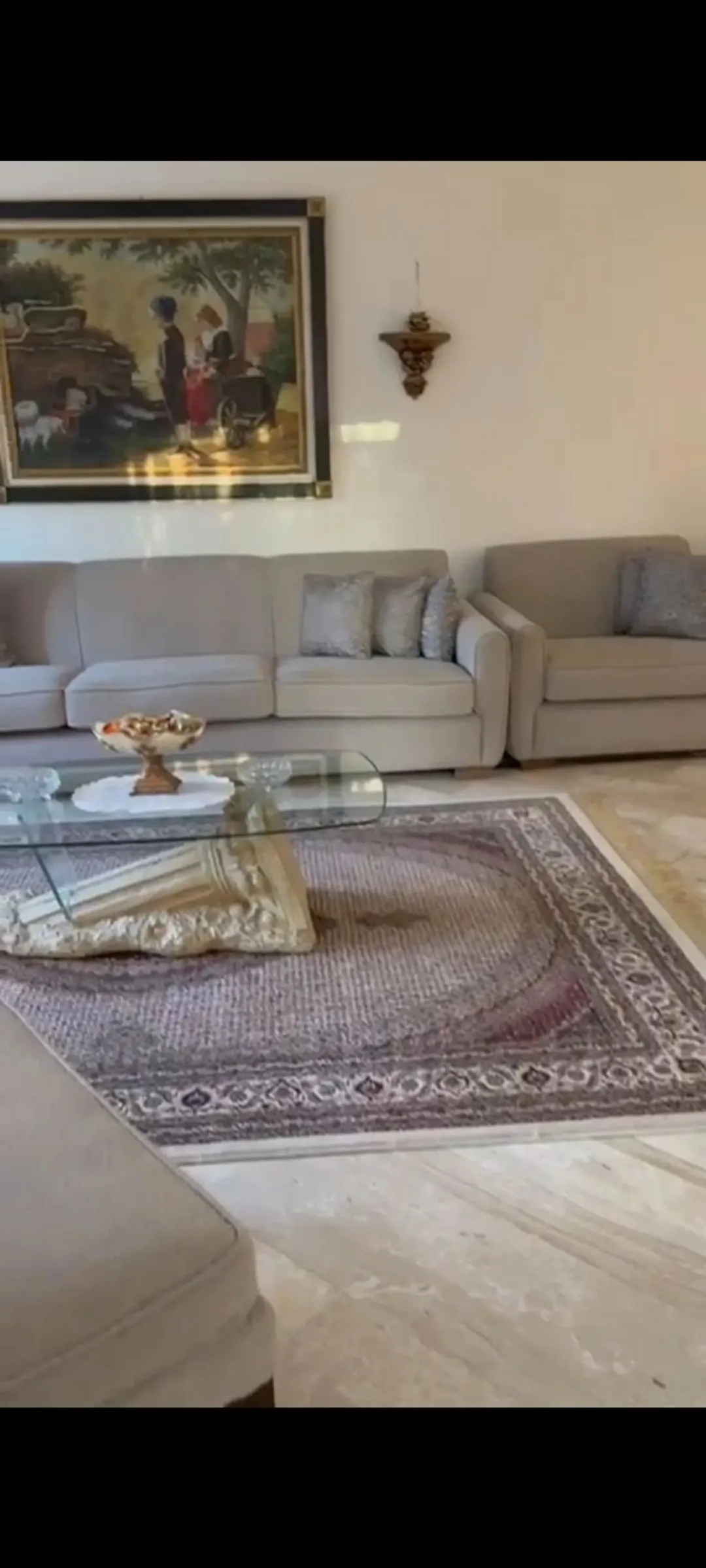 شقة مفروشة فاخرة للإيجار في دير غبار – طابق أرضي