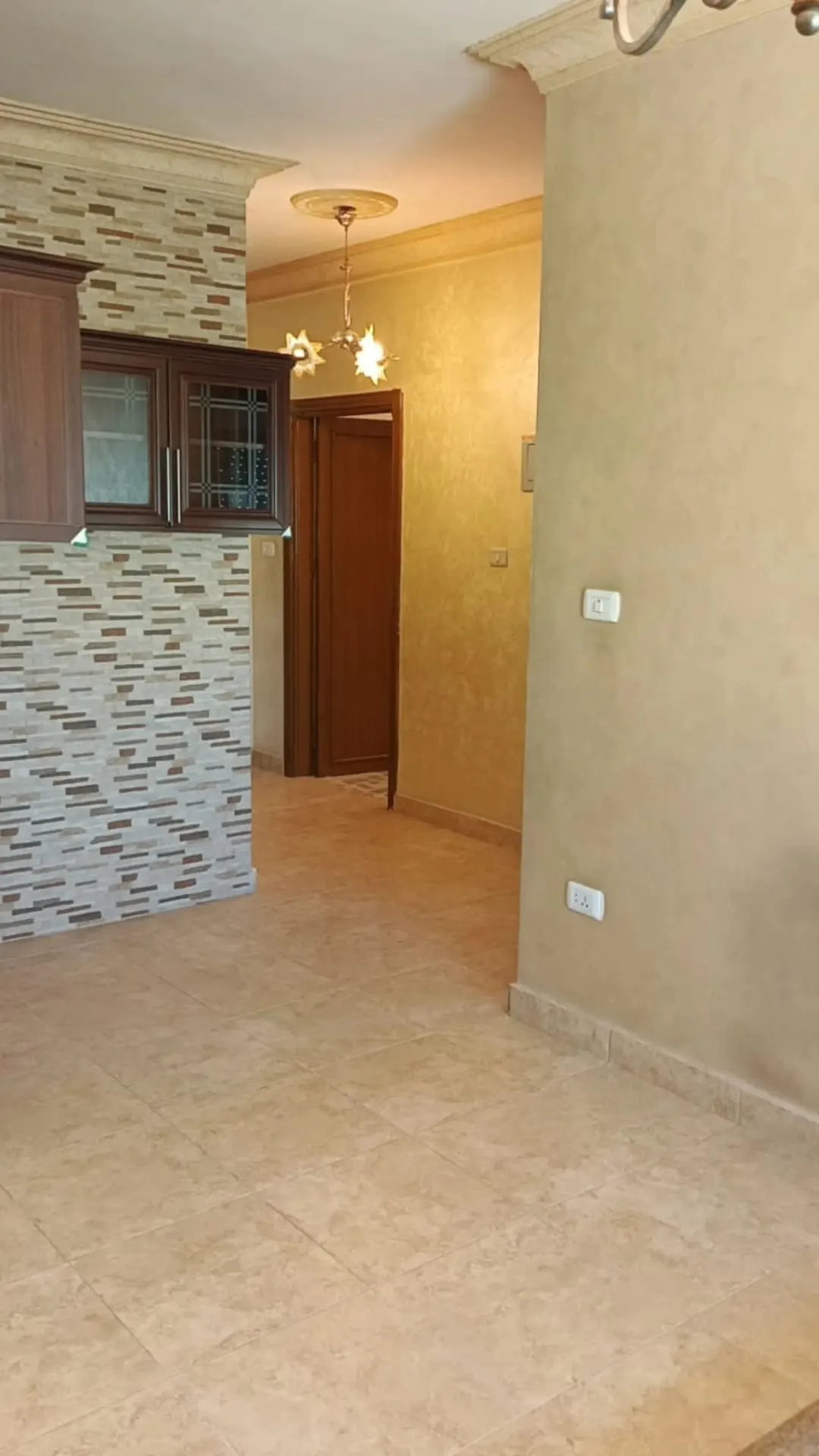 شقة مميزة للبيع في ماركا الجنوبية