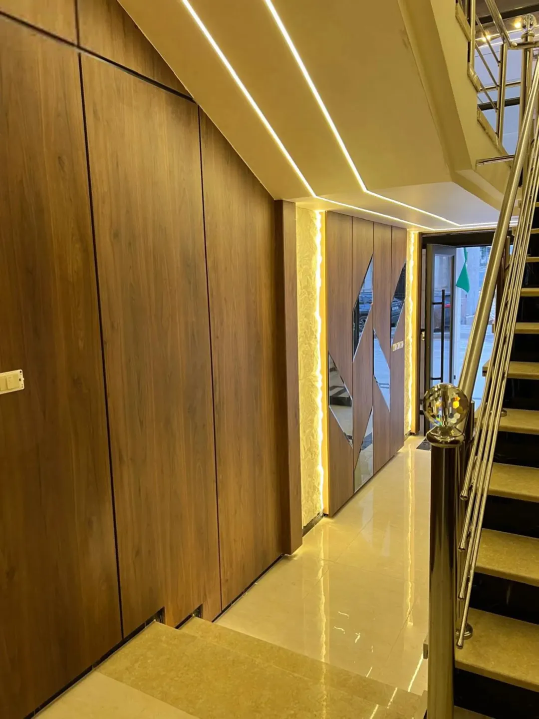 شقق سكنية فاخرة للبيع في البنيات بالقرب من مدرسة الحصاد