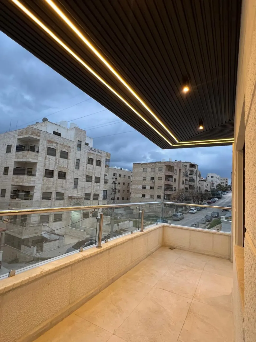 شقق سكنية فاخرة للبيع في البنيات بالقرب من مدرسة الحصاد