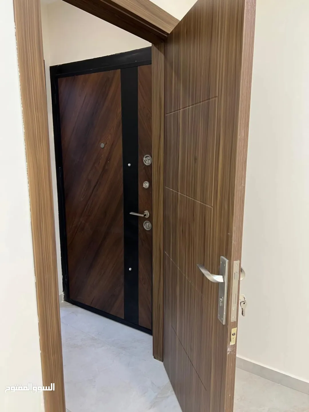 شقق سكنية فاخرة للبيع في البنيات بالقرب من مدرسة الحصاد