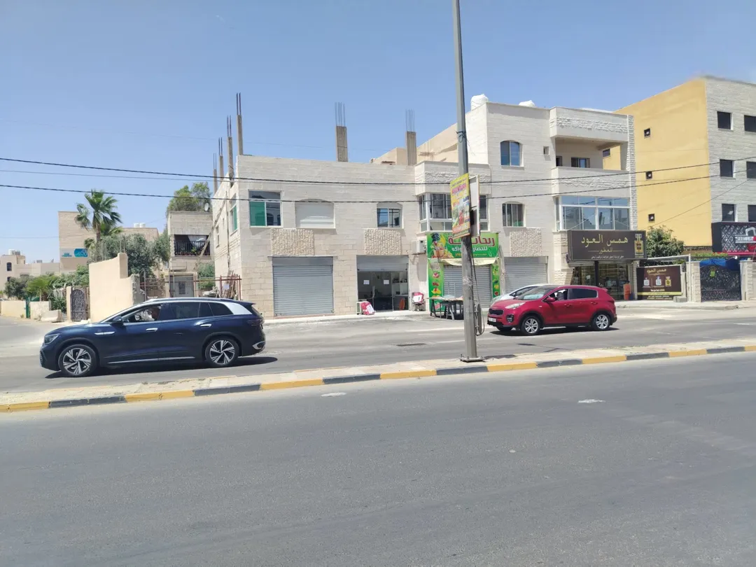 عمارة تجارية مميزة للبيع في ضاحية الأمير علي – عمان