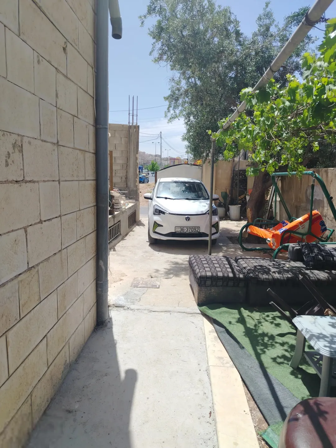 عمارة تجارية مميزة للبيع في ضاحية الأمير علي – عمان