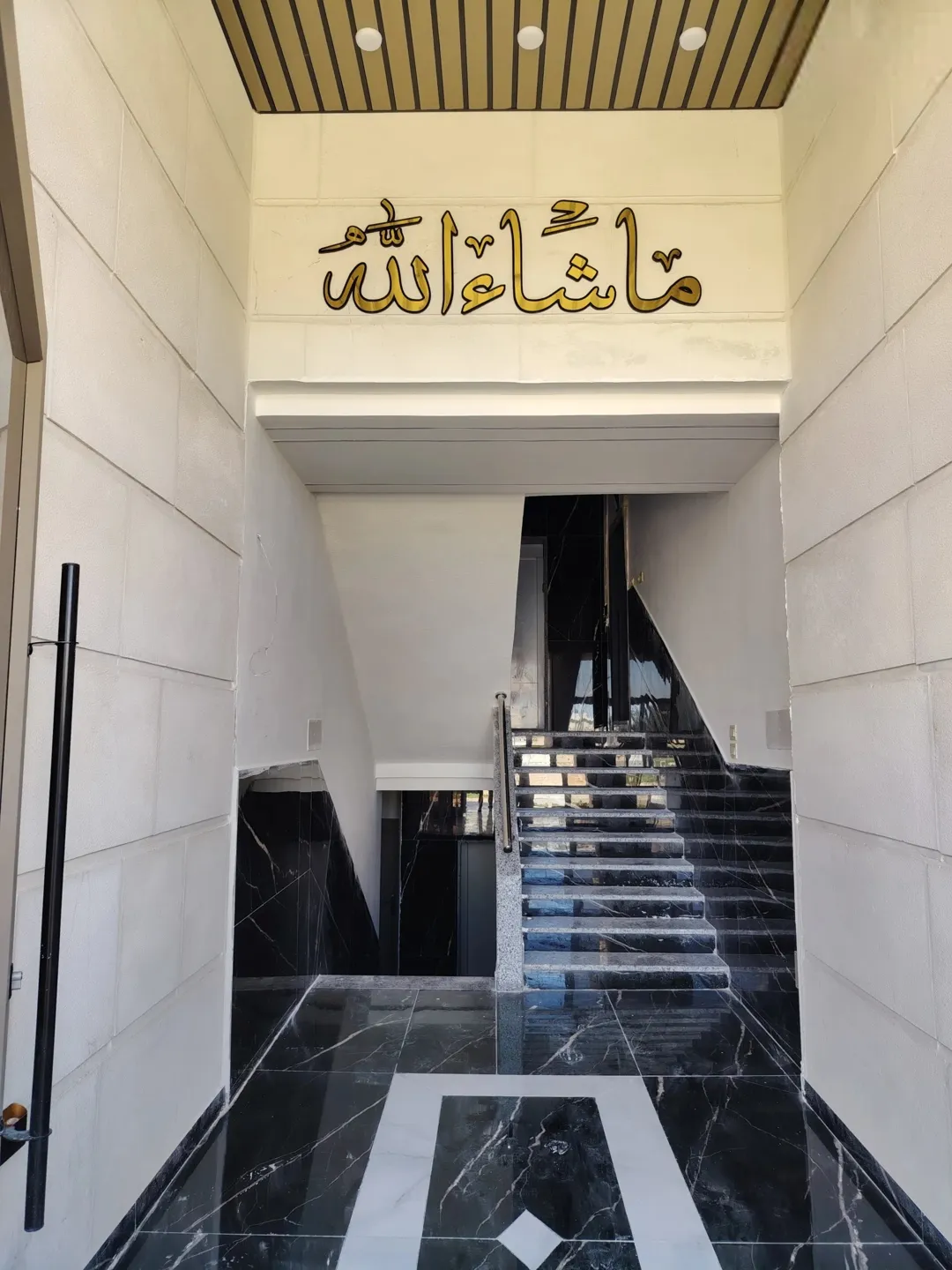 شقق سوبر ديلوكس للبيع في موقع متميز بالقرب من دوار الثقافة
