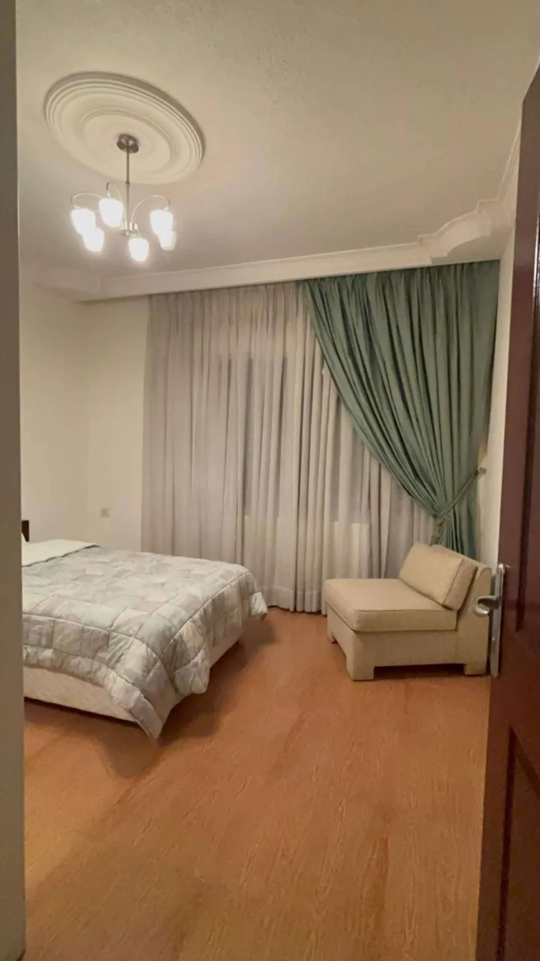 شقة مفروشة يومي في دير غبار