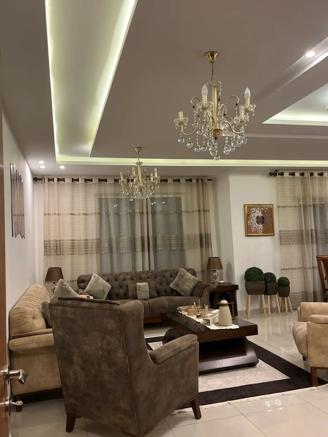 Super-deluxe apartment for sale in a prime شقه للبيع بسعر رائع في البنيات location