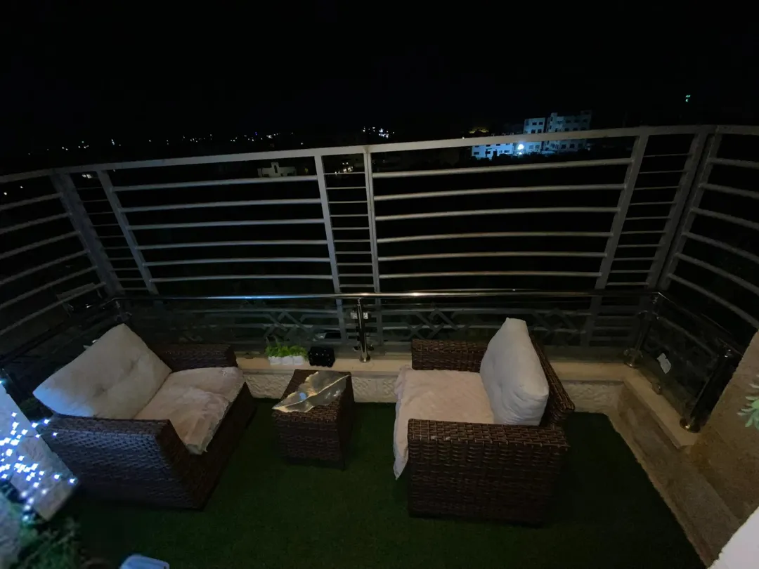 Super-deluxe apartment for sale in a prime شقه للبيع بسعر رائع في البنيات location