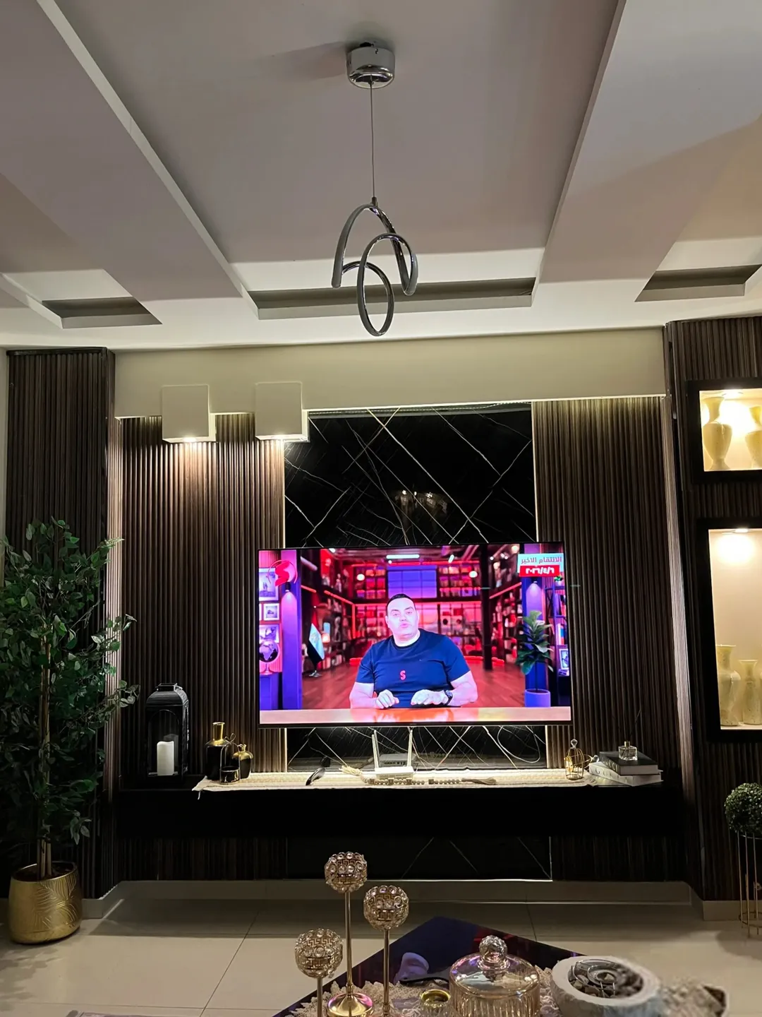 Super-deluxe apartment for sale in a prime شقه للبيع بسعر رائع في البنيات location
