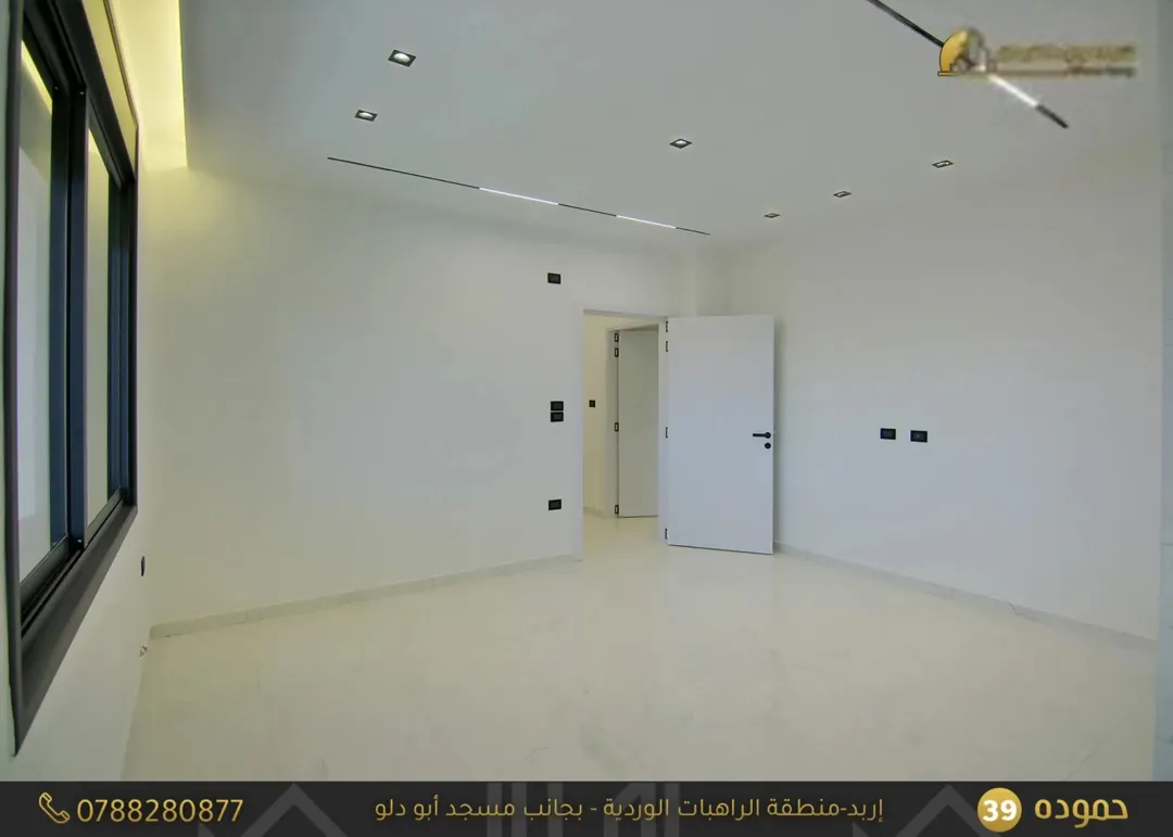 شقق للبيع مساحات 160 م في منطقة الراهبات بجانب مسجد ابو دلو (مشروع حموده ) تشطيبات فخمه جدا