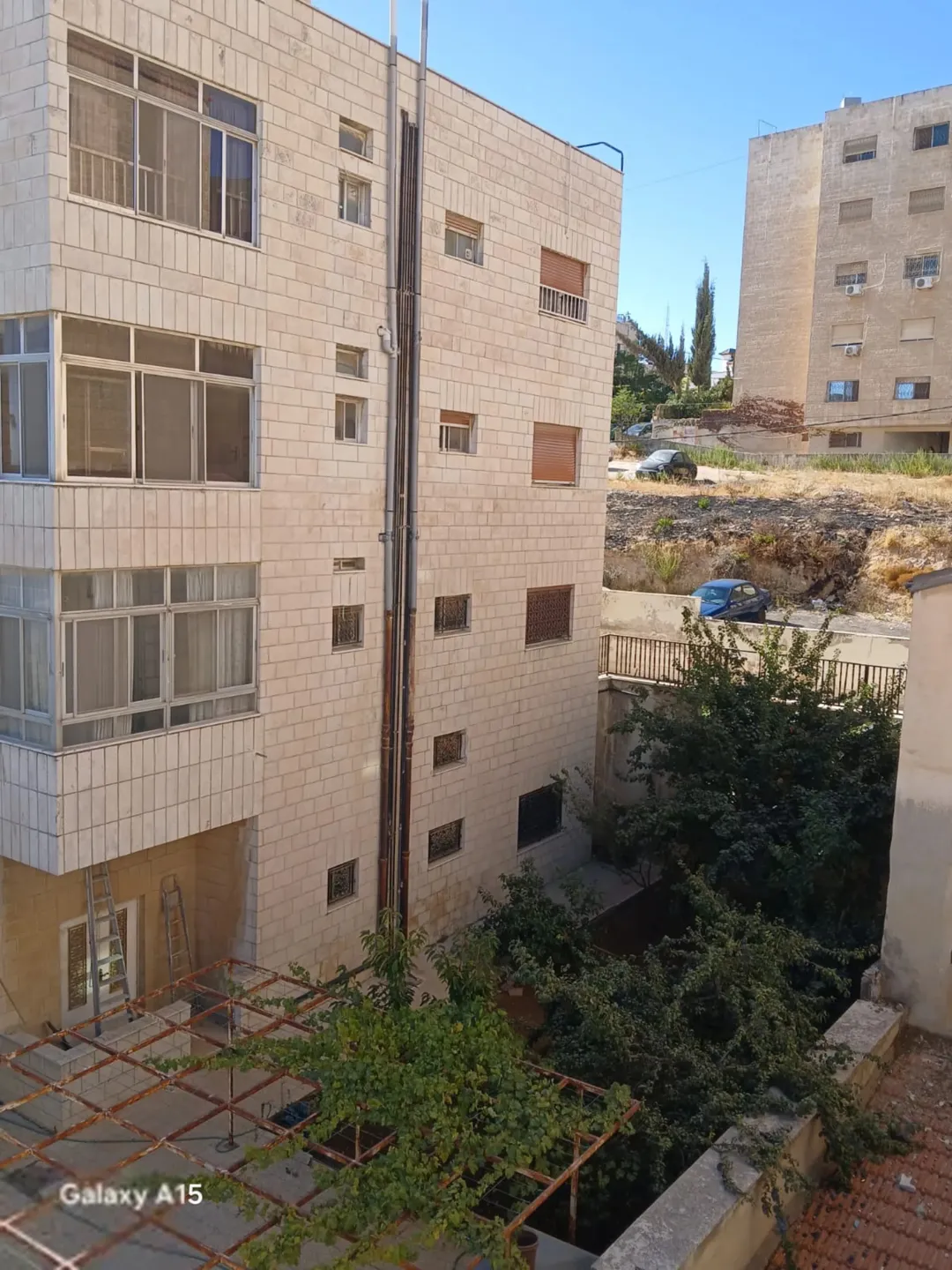 شقة سكنية رائعة للبيع في تلاع العلي