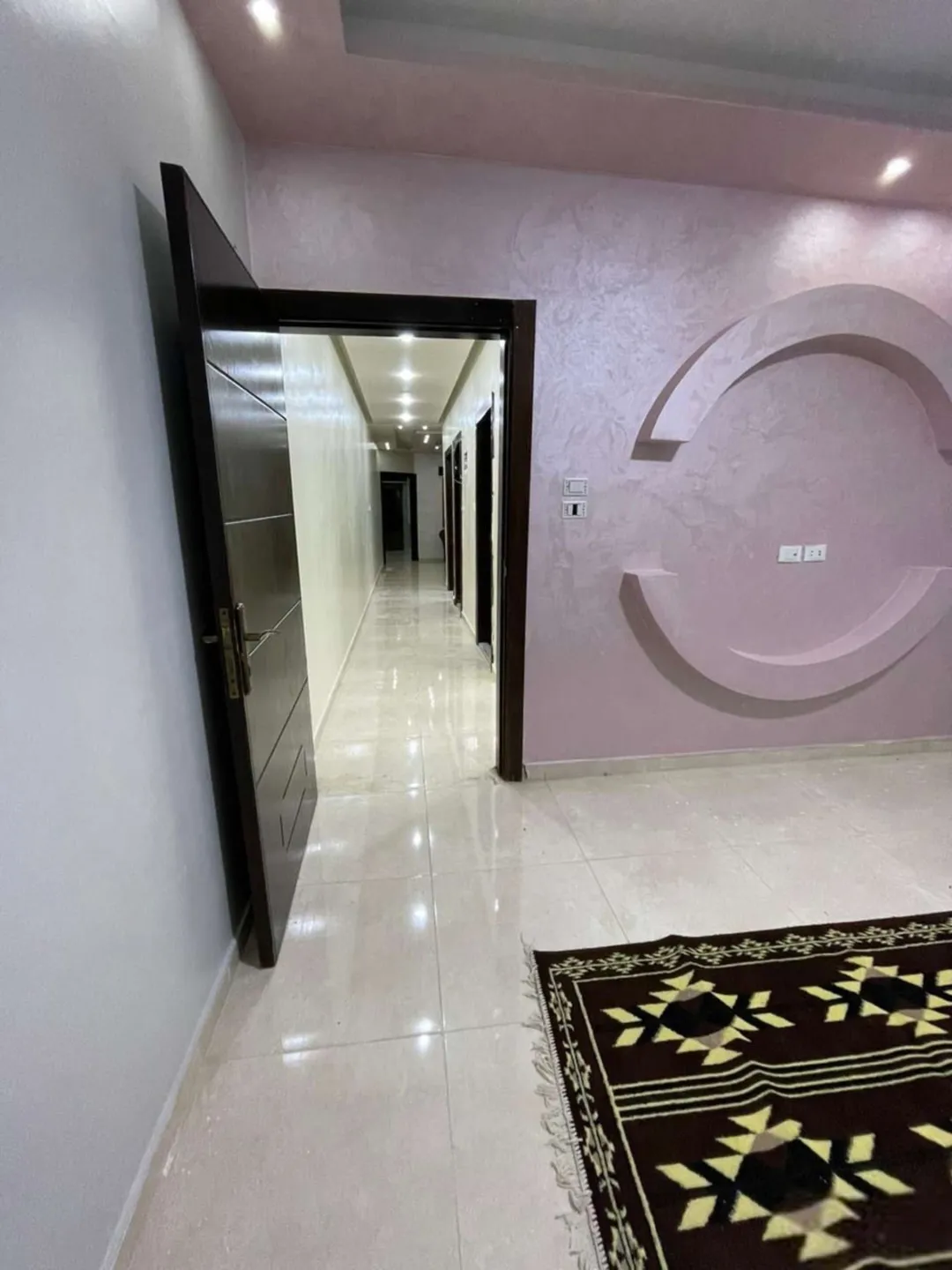 فرصة سكنية استثنائية في موقع متميز