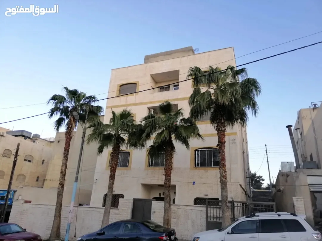 شقة رائعة للبيع في جبل المنارة