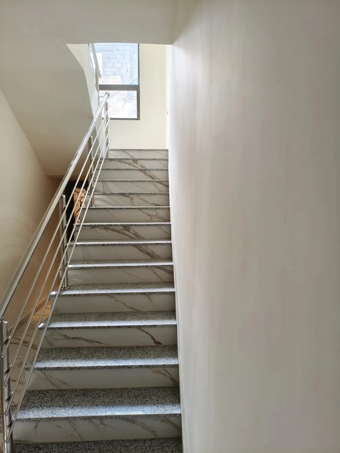 عمارة استثمارية مشطبة جديد