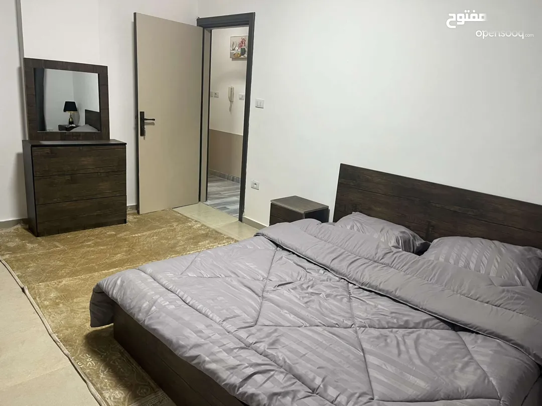5d664af08e_06_cleaned شقة مفروشة ساحرة للإيجار في الجبيهة خطوات من البوابة الشمالية للجامعة الأردنية تتميز بتصميمها الأنيق وعفويتها الكاملة – عمان الاردن | ID 732866