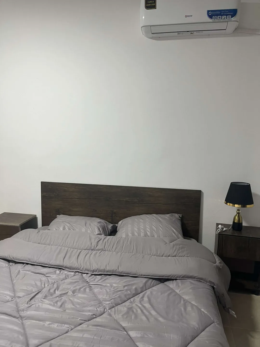 5d664af08e_10_cleaned شقة مفروشة ساحرة للإيجار في الجبيهة خطوات من البوابة الشمالية للجامعة الأردنية تتميز بتصميمها الأنيق وعفويتها الكاملة – عمان الاردن | ID 732866