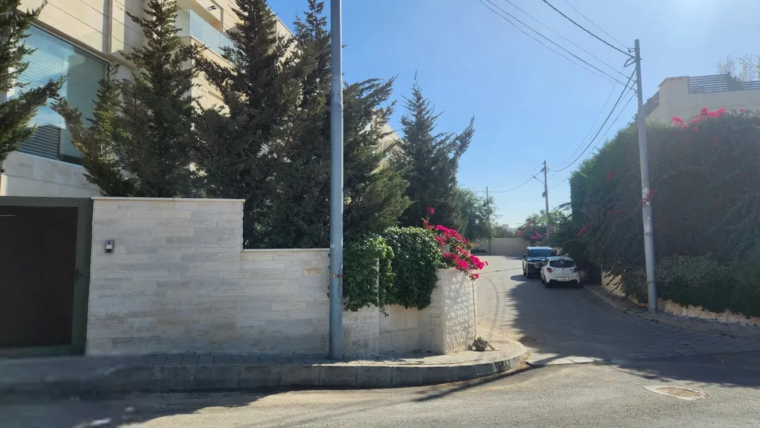 ارض للبيع في أجمل مناطق ابوركبة — صورة 3
