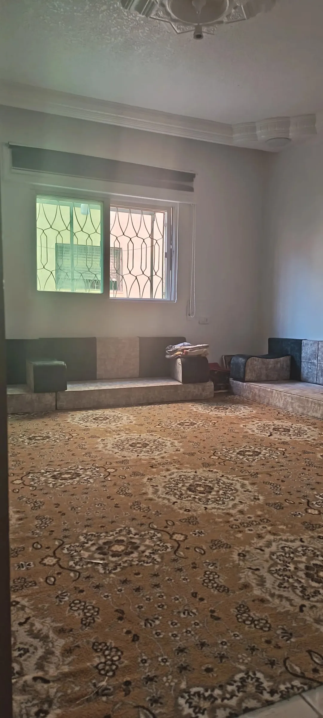 شقة واسعة للبيع في الكرك – منطقة الثنية