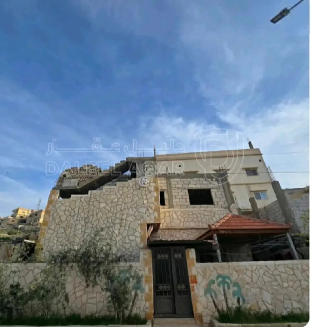 منزل للبيع طابقين