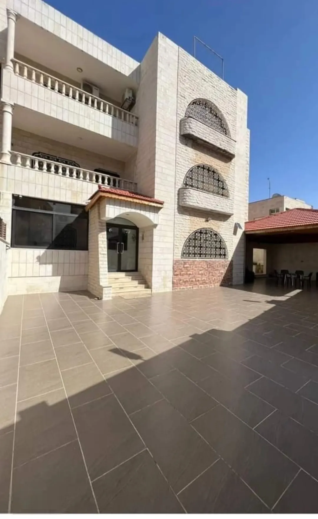 عمارة للبيع في ضاحية النخيل – عمان