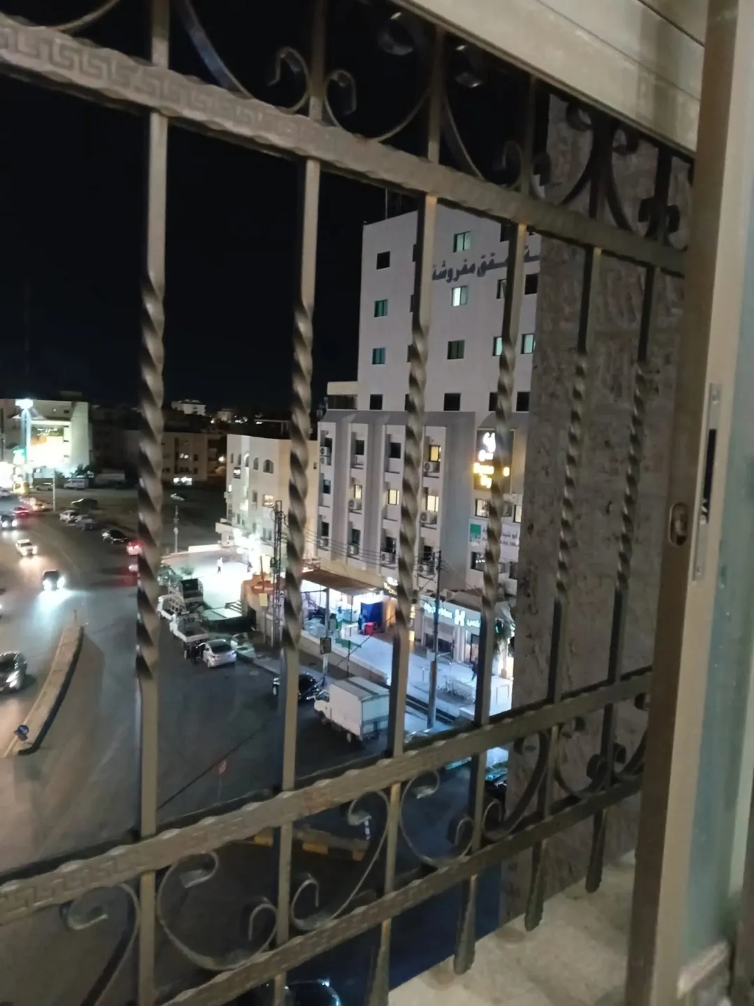 شقه سكنيه للبيع مقابل سكن اميمه مباشره