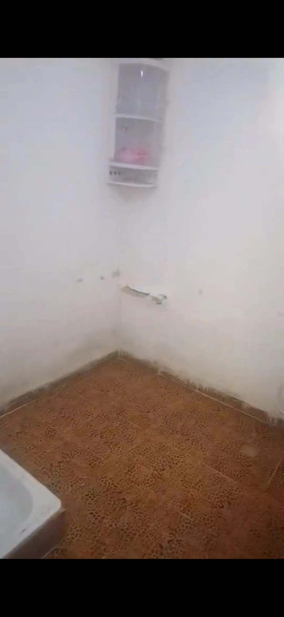 شقه للبيع خلف المار يوسف