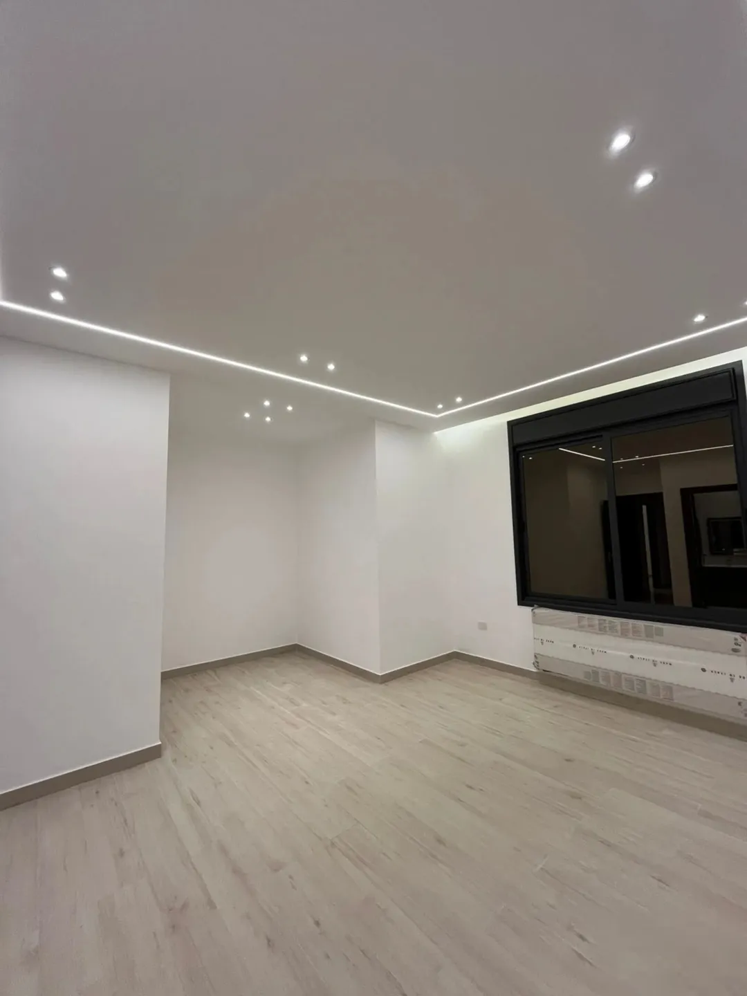 شقة فاخرة للبيع في مرج الحمام – إسكان عالية