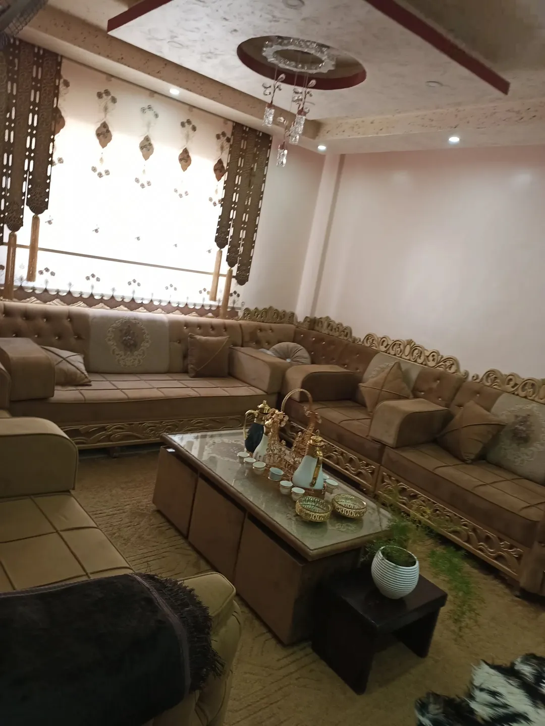 شقة للبيع في الكرك – الثنية مساحة 155 م٢ وتشطيب ديلوكس