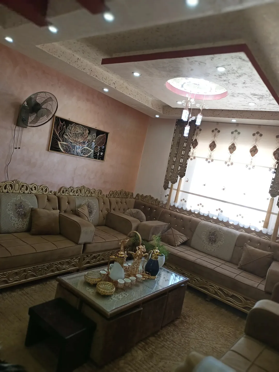 شقة للبيع في الكرك – الثنية مساحة 155 م٢ وتشطيب ديلوكس