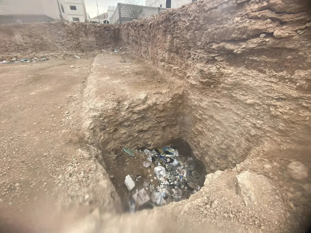 أرض للبيع مساحة 563 متر مربع في منطقة فلل هادئة