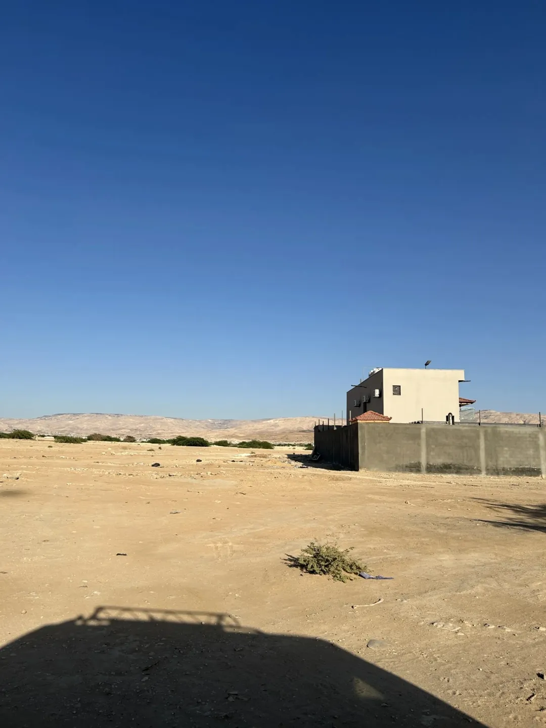 قطعة أرض فاخرة في غور الرامه مطلة على البحر الساحر