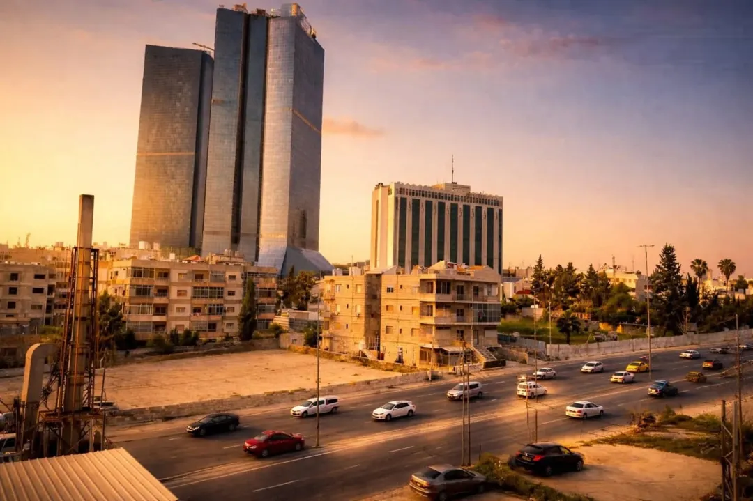 فندق بانوراما عمان للبيع بسعر مغرري مباشرة عل الشارع الرئيسي