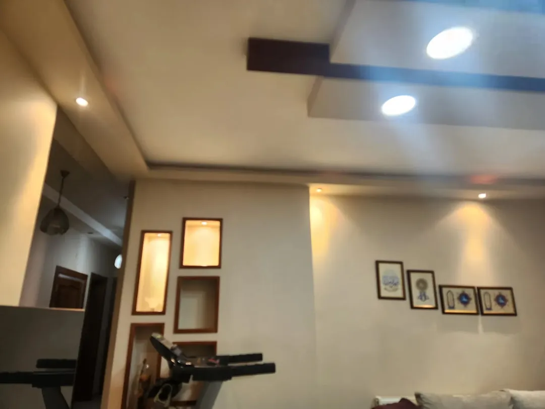 فيلا فاخرة بموقع استثنائي في عمان للبيع