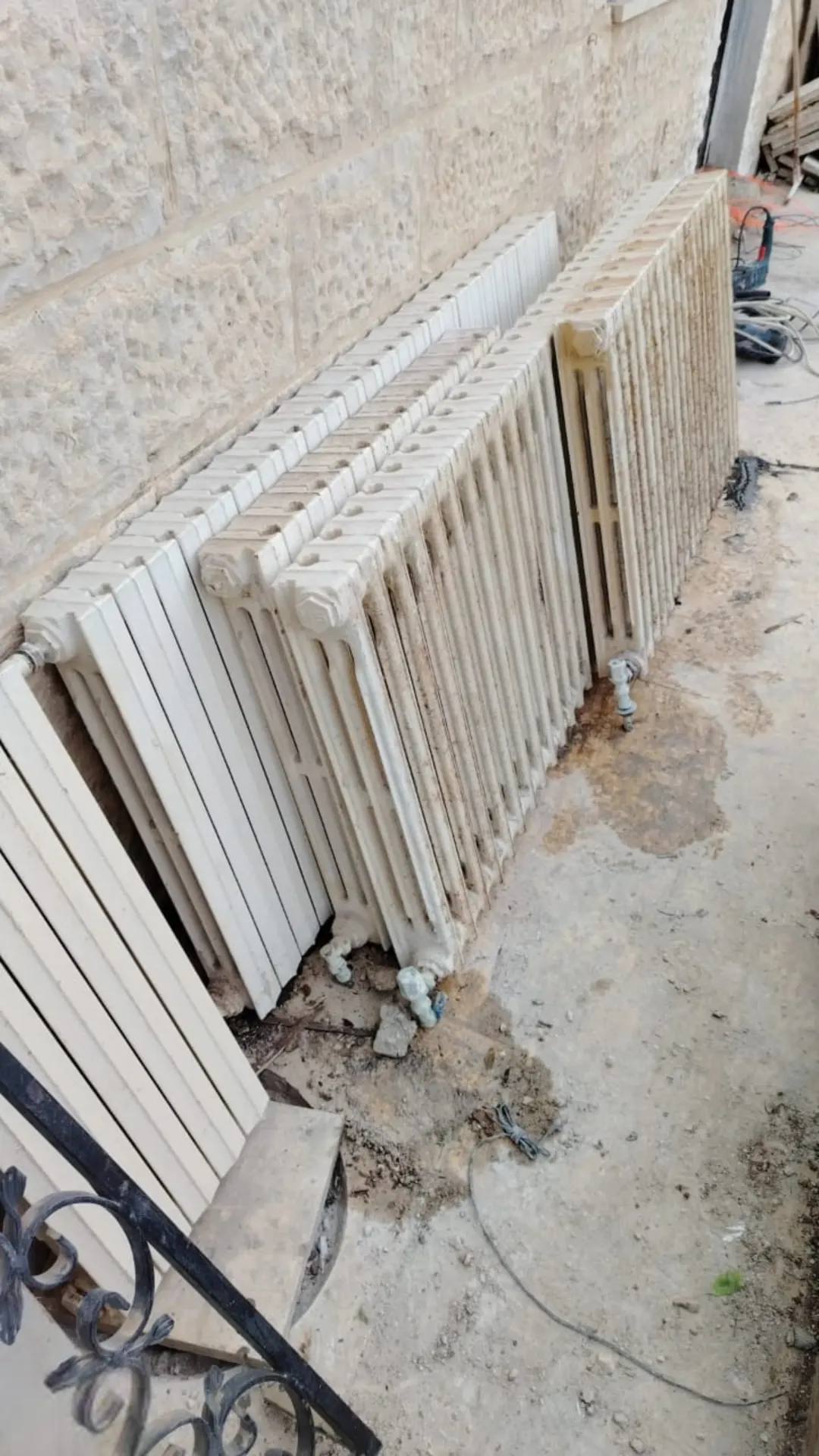 بويلر مركزي Beta Boilers مع معدات كاملة بسعر مميز