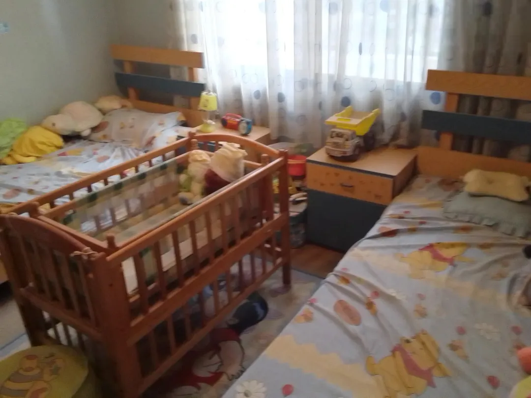 شقة أرضية فاخرة ومفروشة بالكامل للبيع في الجبيهة