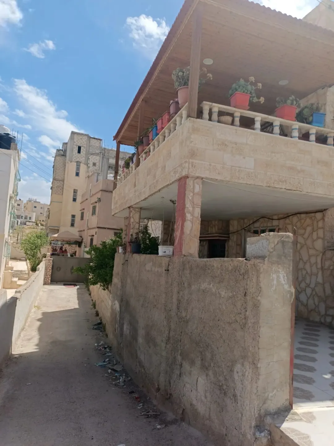 عمارة للبيع في الزواهرة-شومر-شارع رئيسي — صورة 4