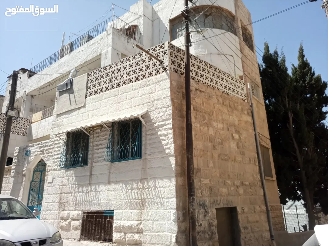 عمارة سكنية للأبيع مؤجرة مع دخل شهري ثابت