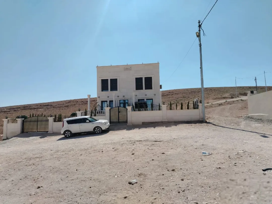 فيلا دوبلكس فاخرة في البيضاء